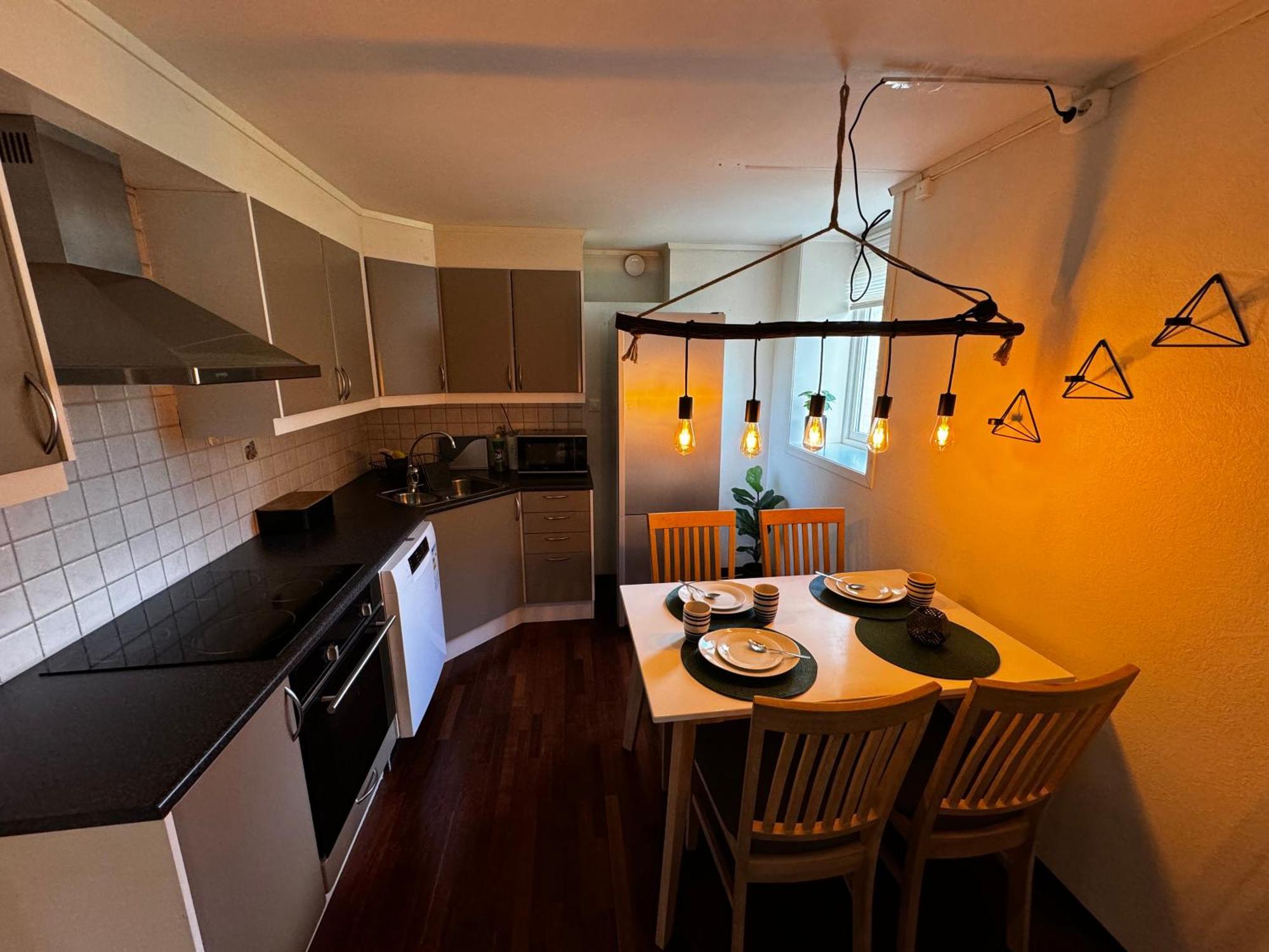 Central, 2 Bedroom, Free Parking Tromso Exterior photo